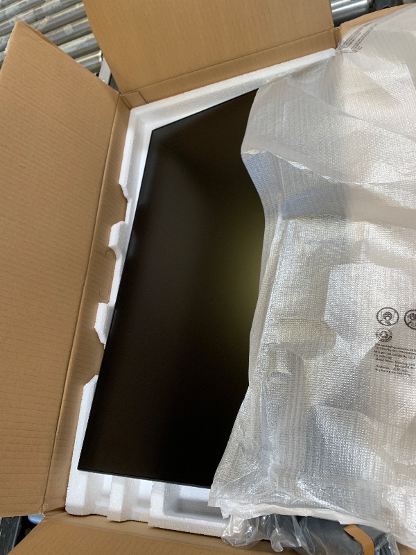 Photo 1 of Samsung 27" S3 (S32GF) Series FHD High Resolution Monitor