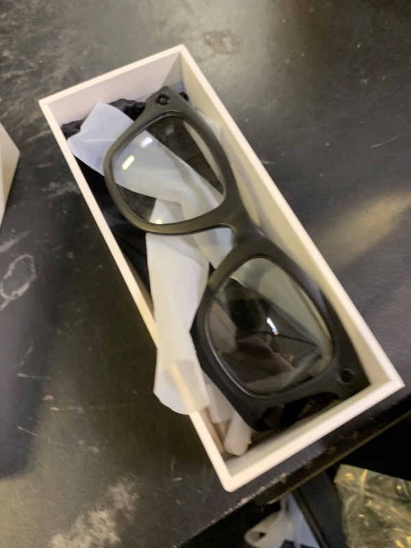 Photo 1 of Mingtawn AI Smart Glasses 4K HD Camera, BT Call, 800W Anti-Shake Camera Glasses with Video Recording Dual Mic, Simultaneous Interpretation/GPT Identify Objects, 270mAh Photochromic Glasses?Black?