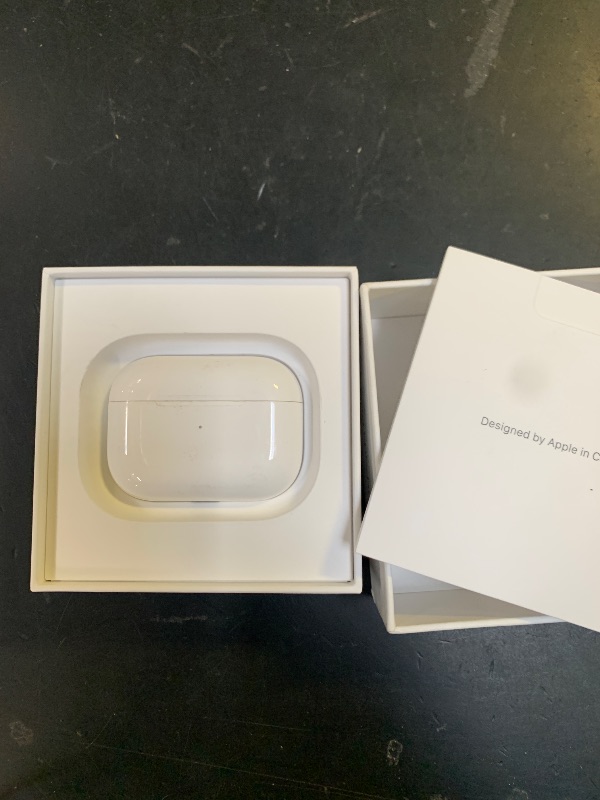 Photo 1 of Apple AirPods Pro