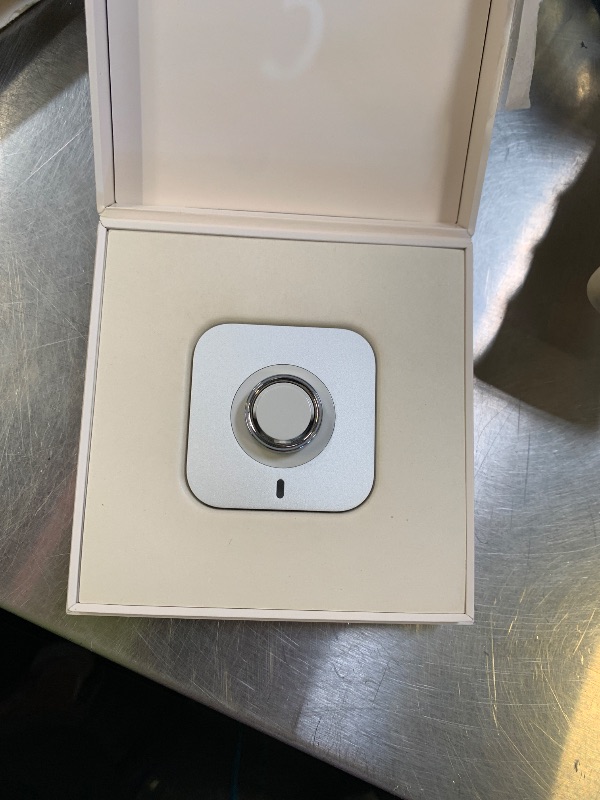 Photo 1 of Oura Ring 5 - Silver - Size 6 - World’s Smallest Smart Ring - Sleep, Activity, Women’s Health, AI Advisor, 1 Week of Battery Life, Size Before You Buy, Android & iOS Compatible