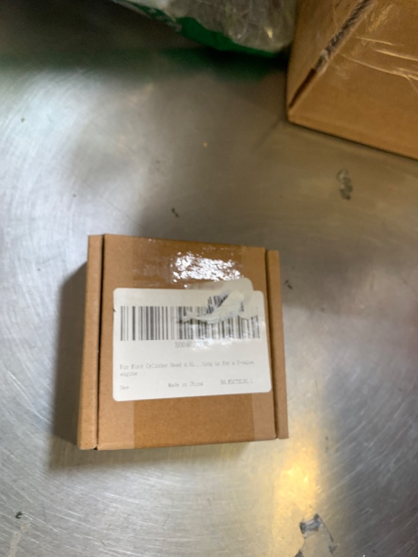 Photo 1 of For Ford Cylinder Head 4.6L 5.4L Fix Thread Failed Repair Insert Triton-Oversized?The bushing is for a 2-valve engine