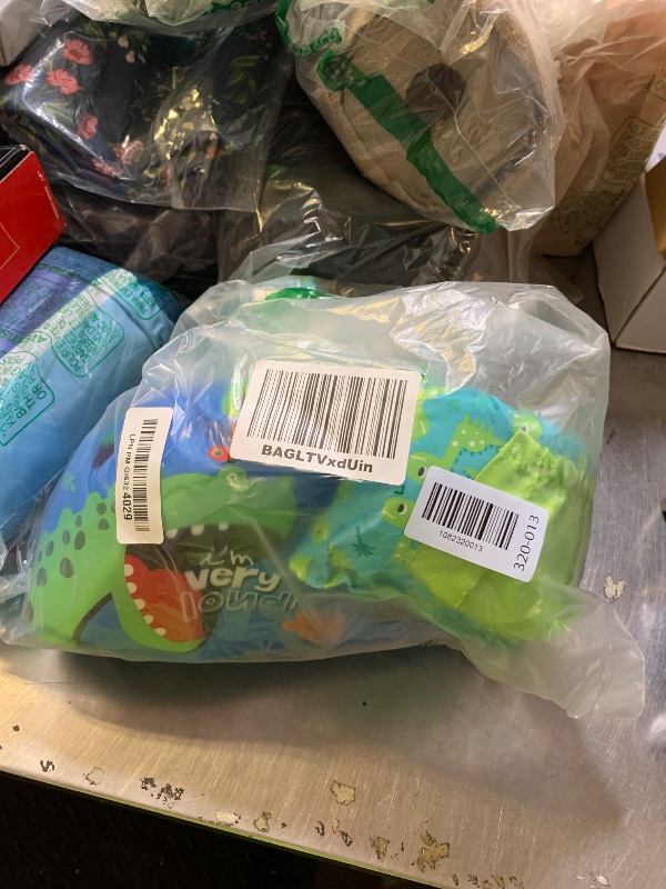 Photo 1 of Kids Life jacket