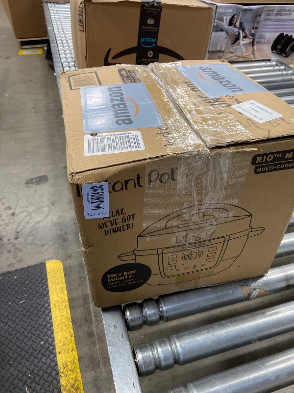 Photo 1 of ***USED*** Instant Pot 4QT RIO Mini 7-in-1 Multi-Cooker, Pressure Cooker, Slow cook, Sauté, Steam, Rice Maker, Yogurt, & Warmer, Sea Salt, 4 Quarts