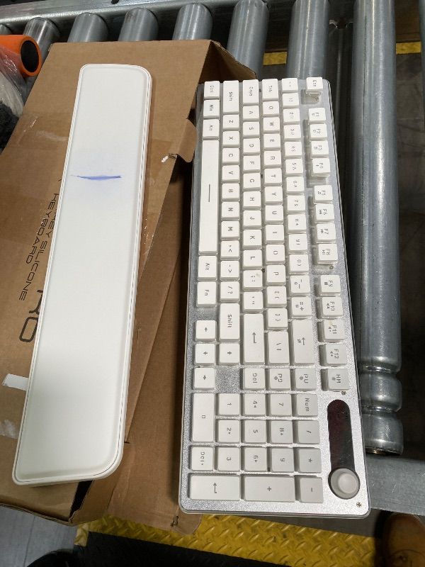 Photo 1 of ***Missing USB Receiver***AULA S99 Pro Wireless Keyboard, Display Screen & Media Knob, Tri-Mode Bluetooth/2.4G/USB-C RGB Creamy Gaming Keyboard with Number Pad Macro Keys, Custom Computer Keyboards for Laptop PC Gamer - Green***Missing USB Receiver***