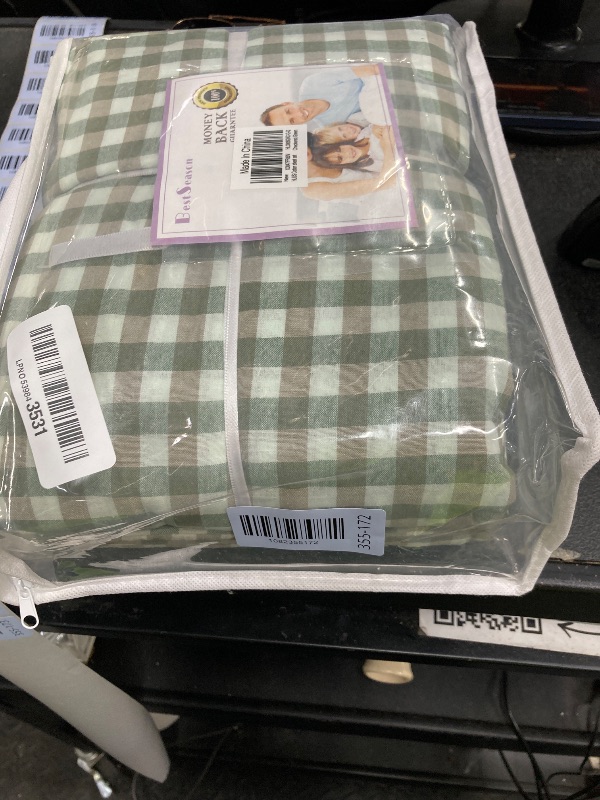 Photo 1 of 100% Cotton Queen Sheet Set - 4 Piece Cotton Sheets Queen Size Bed Set, Soft, Smooth, Durable, Easy Care, 16" Deep Pocket Checkered Green Sheets - 1 Flat, 1 Fitted, 2 Pillowcases