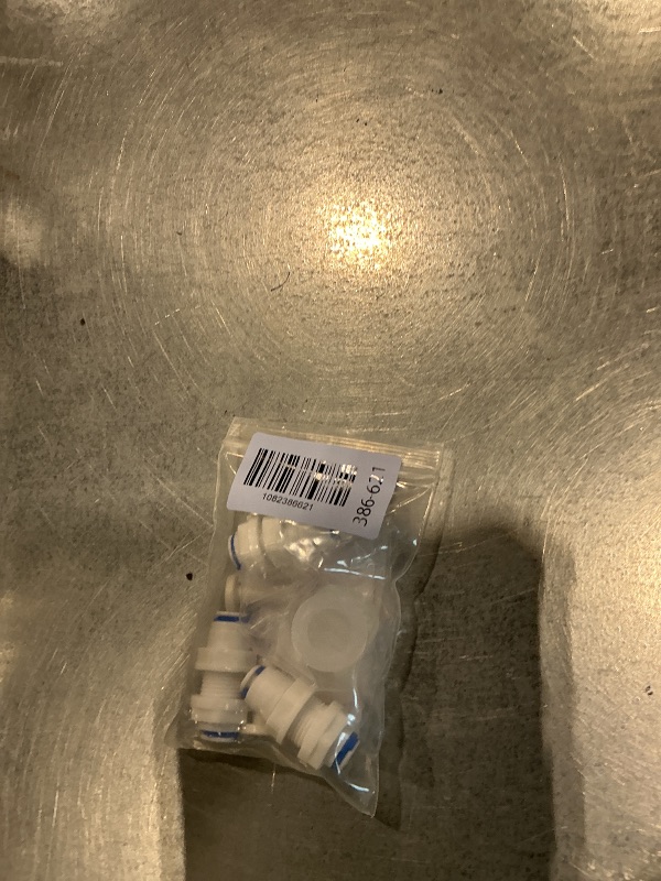 Photo 1 of 1/4" Reverse Osmosis (RO) Pipe Fittings, Bulkhead Fittings, Quick-Connect Bulkhead Fittings, Plastic Push-to-Connect Fittings for Reverse Osmosis Water Systems, Water Filters, and Water Purifiers3PCS
