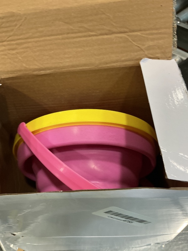 Photo 1 of **one pc**JOYIN Foldable Beach Bucket Set - 3 Packs Collapsible Toy Buckets with Shovels and Mesh Backpack for Kids Toddlers Party, Camping Gear, Travelling, Fishing Water Pail (Pink/Purple/Green)