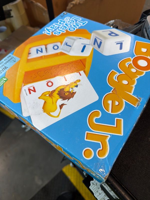 Photo 1 of *MISSING PARTS**
Winning Moves Boggle Jr - Original Grow-with-Me Alphabet Learning Game - Word and Picture Recognition Skills - Ages 3+ - Educational Development - Kids