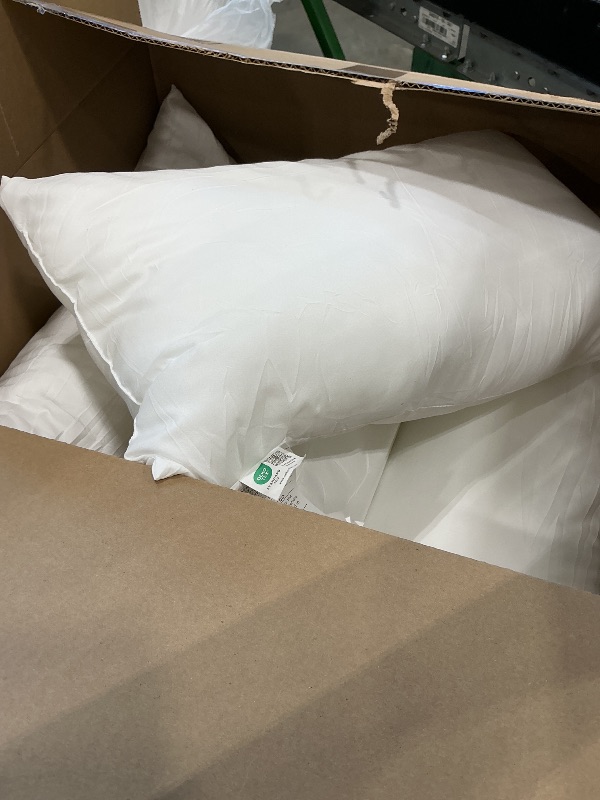 Photo 1 of  pillows set up four