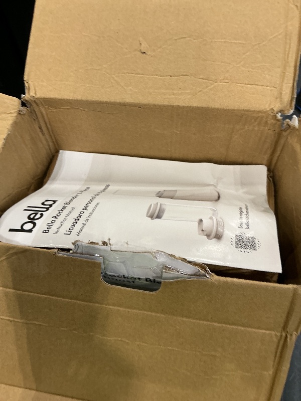 Photo 1 of *MAJOR DAMAGE*
bella 6 Pcs Portable Rocket Blender, Juicer & Smoothie Maker, Press & Twist Design, EverGood™ & BPA Free Dishwasher Safe Parts, 4 Tip Stainless Steel Blade, Cord Wrap, 240 Watt Motor, Surf