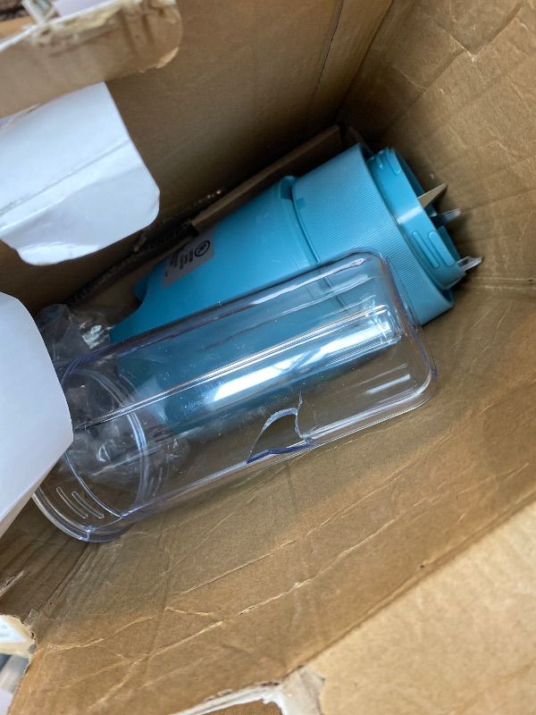Photo 1 of *MAJOR DAMAGE*
bella 6 Pcs Portable Rocket Blender, Juicer & Smoothie Maker, Press & Twist Design, EverGood™ & BPA Free Dishwasher Safe Parts, 4 Tip Stainless Steel Blade, Cord Wrap, 240 Watt Motor, Surf