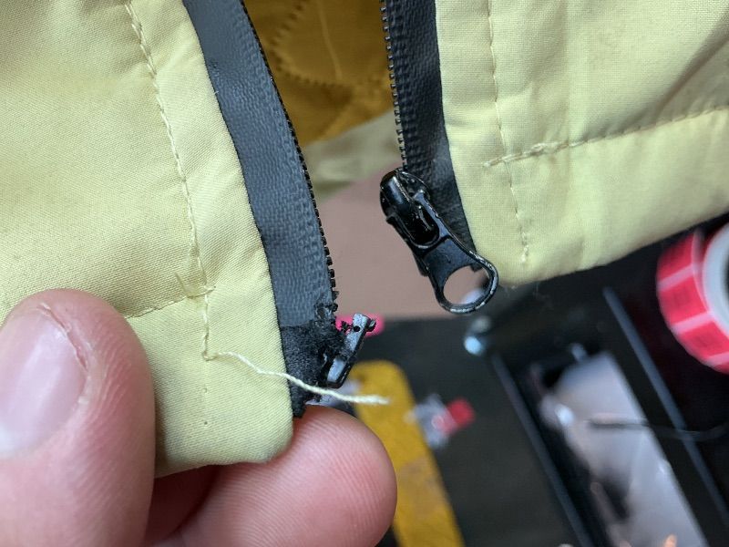 Photo 1 of [Zipper is damaged] Gogokids Boys Girls Waterproof Jacket Insulated Padded Windbreaker Raincoat Sports Hooded Outerwear for Hiking Gear, Yellow, 7-8 Years