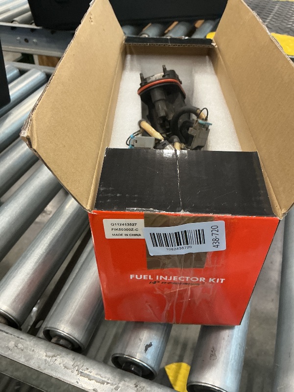 Photo 1 of ** USED ***A-Premium Fuel Injector Assembly w/Return Fuel System Compatible with Chevy Chevrolet & GMC Models - V6 4.3L - Silverado 1500, Sierra 1500, Blazer, C/K1500, Savana/Express 1500/2500, Jimmy, Safari