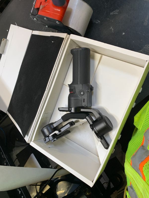 Photo 1 of DJI RS 3 Mini, 3-Axis Gimbal Stabilizer for Cameras Canon/Sony/Panasonic/Nikon/Fujifilm, 2 kg (4.4 lbs) Tested Payload, Camera Gimbal with Native Vertical Shooting, Black