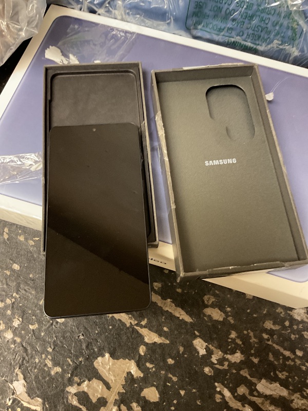 Photo 1 of LOCKED………….Samsung Galaxy S24 Black