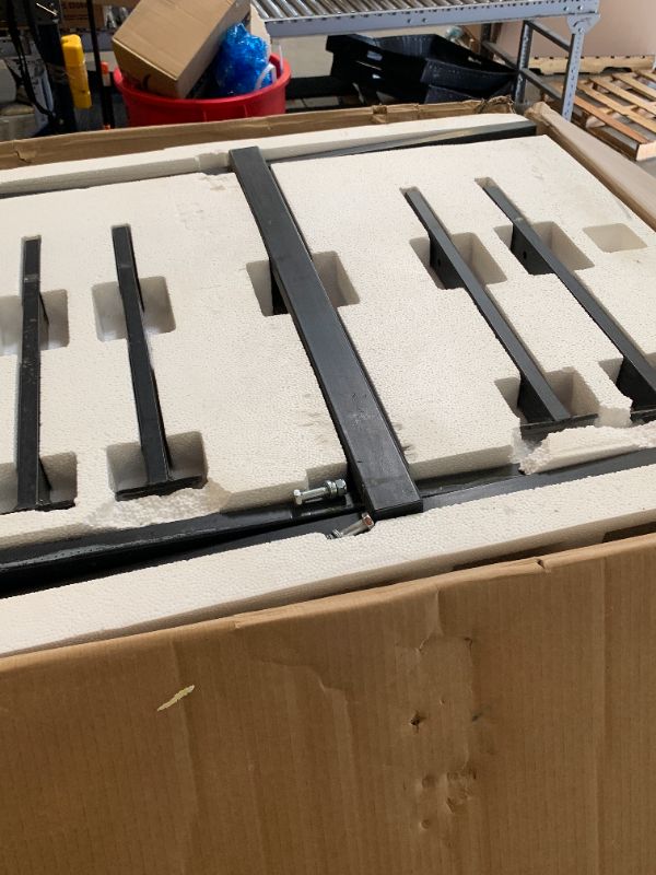 View 3 of DEWALT Wet Tile Saw with Stand, 10 Inch, 15-Amp, 1,220 MWO, Corded (D36000S)