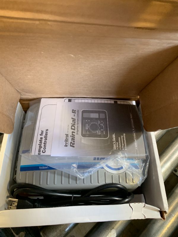 Photo 1 of Irritrol RD600-EXT-R Rain Dial 6 Station Outdoor Irrigation Controller
