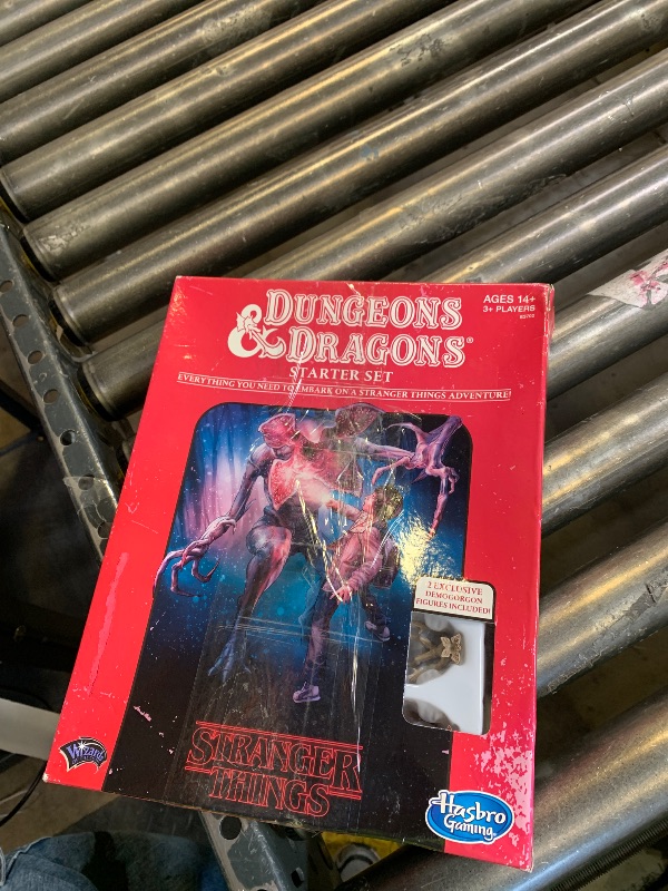 Photo 1 of Hasbro Gaming Stranger Things Dungeons & Dragons Roleplaying Game Starter Set, 14 Years+