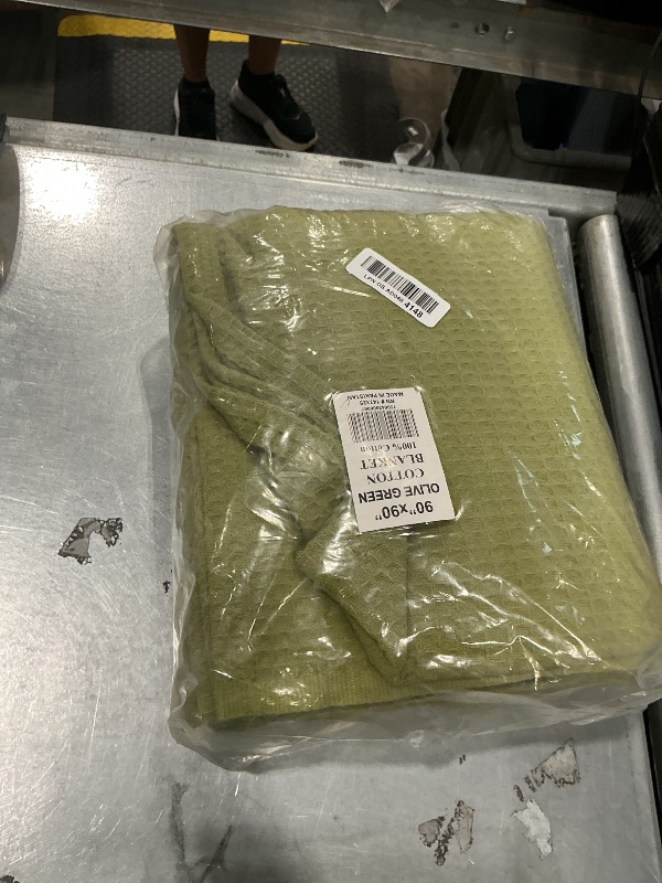 View 2 of 100% Cotton Blankets for Bed - Waffle Weave Blankets for Summer, Lightweight and Breathable Soft Woven Blanket for Spring (Olive Green, Queen (90" x 90"))