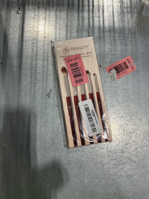 Photo 1 of [MISSING 1PC] BK BEAUTY - BRUSH SET FOR HOODED OR SMALLER EYES (5PC) - Eyeshadow Brush Set for Blending, Smudging & Defining Eyeshadow and Eyeliner | Premium Eye Makeup Brushes for Precise Application