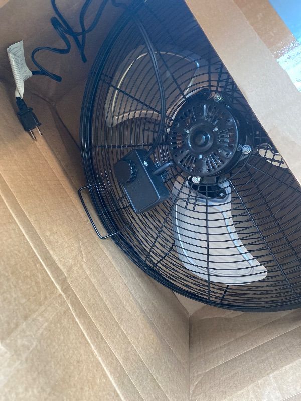 Photo 1 of [NONFUNCTIONAL] Amazon Basics 20" High Velocity Industrial Cooling Floor Fan with 3 Speeds, Tilt Head, ETL-Listed Safety Compliance, Metal Housing and Blades, for Commercial Space/Garage/Gym, 125W, Black