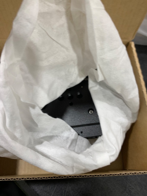 Photo 1 of SMALLRIG V Mount Battery Plate with LCD Screen Protector