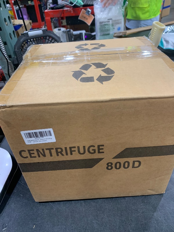 Photo 1 of Vevitts Benchtop Lab Centrifuge Machine, 0-4000RPM, 6x20ml Tubes