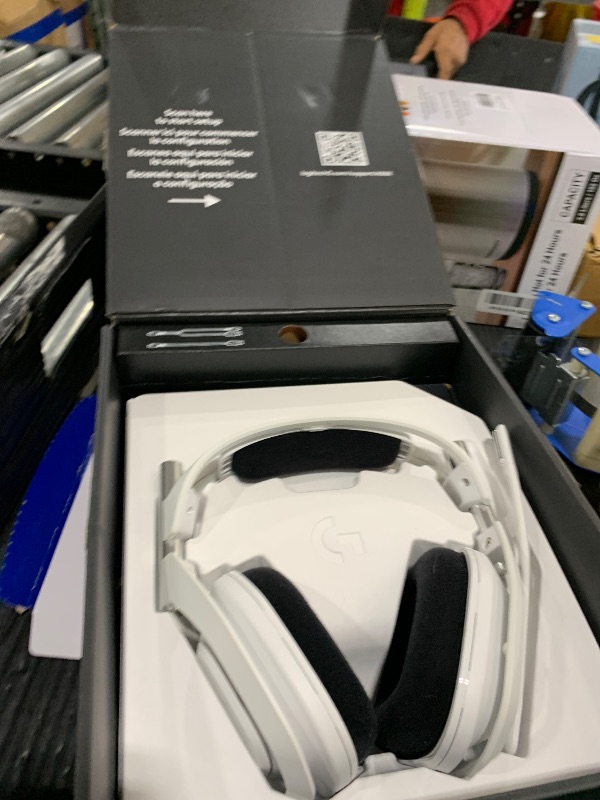 Photo 1 of Logitech G Astro A50 X Multi-Platform Wireless Gaming Headset - White