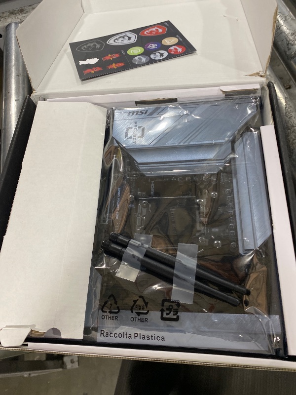 Photo 1 of msi Sparepart B650M Project Zero Motherboard AMD B650 Socket, W129022526 (Motherboard AMD B650 Socket Am5 Micro ATX)