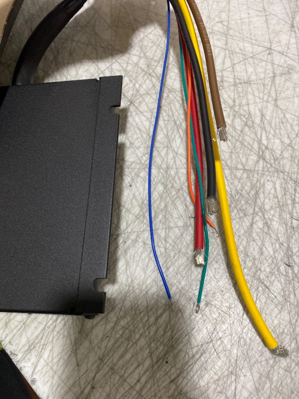 Photo 1 of REDARC Dual Input 40A in-Vehicle DC to DC Battery Charger with MPPT Solar Regulator, Green Power Priority, 12V/24V Compatible, for Lithium, AGM, Gel, Lead Acid, Calcium, LiFePO4 Batteries