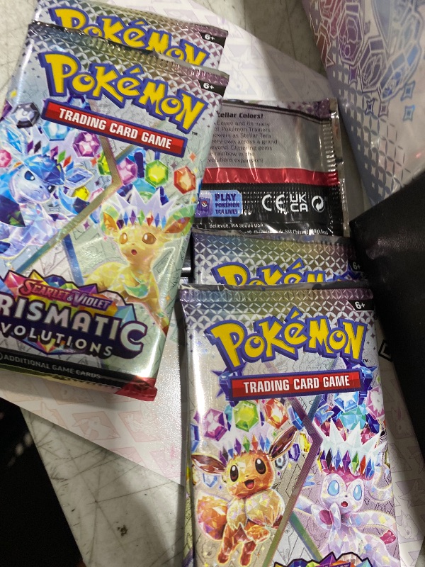 Photo 1 of Pokemon TCG: Scarlet & Violet—Prismatic Evolutions Elite Trainer Box
