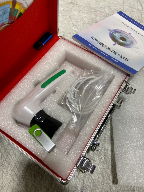 Photo 1 of QiQiBaby 12 MP High Resolution CCD USB Iriscope Diagnostic Eye Camera with 12MP HD 30x Iris Lens and Driver-Free Analysis Software (English Version)