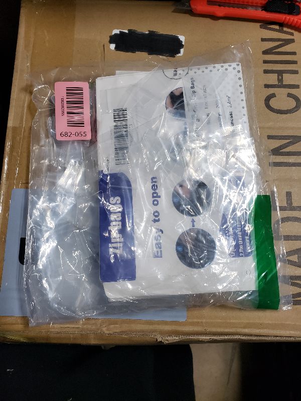 Photo 1 of 200PCS 1"x1" Thick 2.5Mil Small Clear Plastic Zip Poly Reclosable Bags