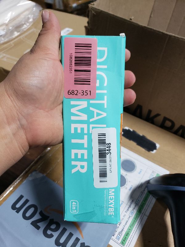 View 2 of 2025 All-New 4 in 1 Tds Meter Digital Water Tester - Accurate and Reliable TDS EC & Temp(°C,°F) Meter - 0-9999ppm - Professional Testing for Drinking Water, RO/DI System, Aquariums etc