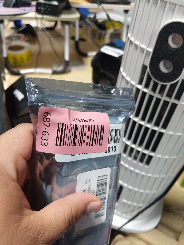 Photo 1 of 25W Equivalent LED Day Light Bulb, E12 Type B C7, 5000K Bright White, 6pcs