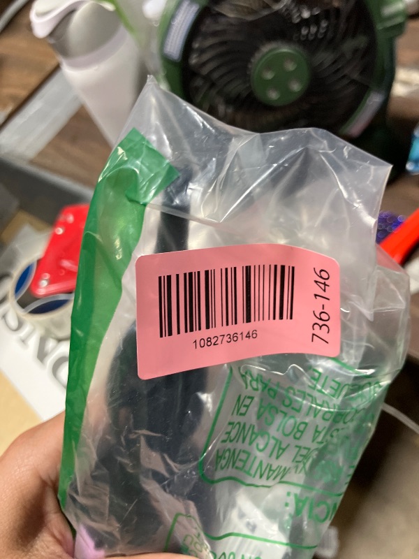 Photo 1 of 150 Count Packing Air Pillows for Shipping with Pump, Size 3.54" x 7.87"