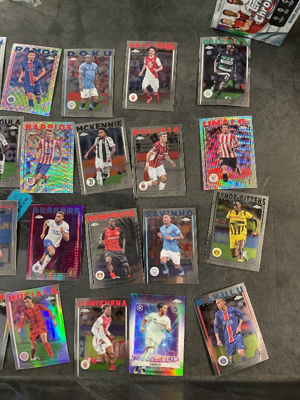 Photo 1 of ***OPENED PACKS**SEE NOTES/PICTURES***
Topps Chrome UEFA Club Competitions 2024/25 Value Box