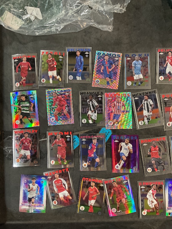Photo 1 of ***OPENED PACKS**SEE NOTES/PICTURES***
Topps Chrome UEFA Club Competitions 2024/25 Value Box