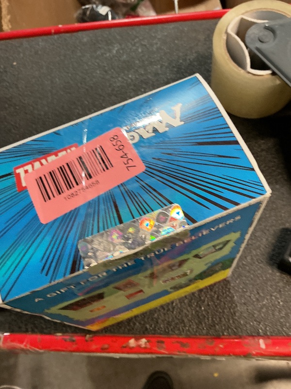 Photo 1 of **OPEN BOX - PACKS OPENED** Magic: The Gathering | Marvel Super Heroes - Bundle: Gift Edition (Deluxe Bundle with 1 Collector Booster, 9 Play Boosters, 30 Lands, 1 Alt-Art Card + Exclusive Accessories)
