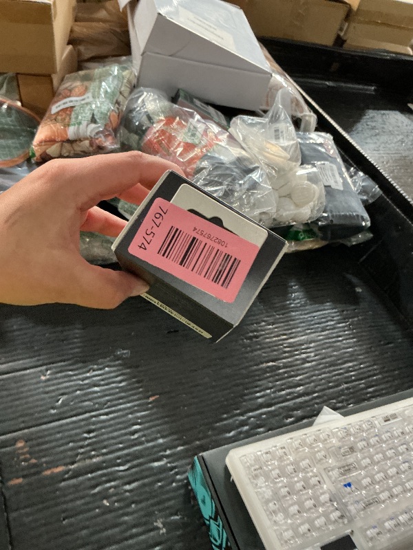 View 2 of ***LIKE NEW/OPEN BOX***
Fitbit Google Air - Screenless Activity Tracker - Obsidian