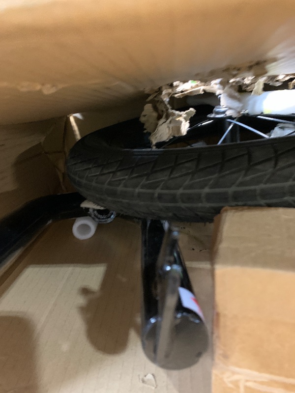 View 3 of ***FOR PArtS ONLY***DAMAGED FRAME***
cubsala 14 Inch Kids Bike