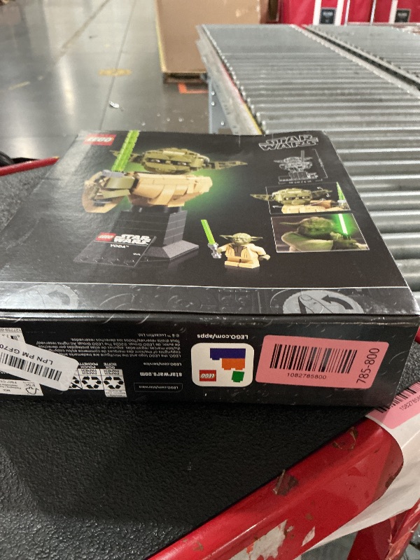 View 2 of **FACTORY SEALED**LEGO Star Wars Yoda Bust (75438)