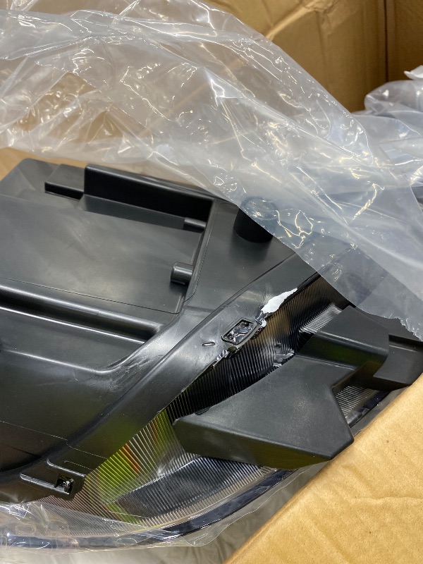 Photo 1 of *Minor damage* TODO Headlight Assembly Compatible with 2019 2020 Hyundai Elantra HY2502233 92101F3500 Driver Left Side
