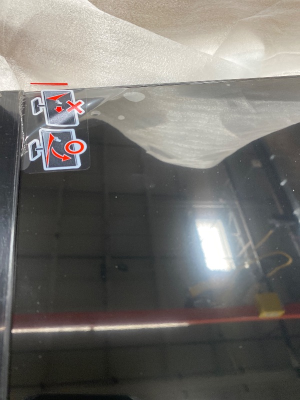 Photo 1 of ****Parts only****
Samsung 32-Inch Flat Computer Monitor, 75Hz, Borderless Display, AMD FreeSync, Game Mode, Advanced Eye Care, HDMI and DisplayPort, LS32B304NWNXGO, 2024