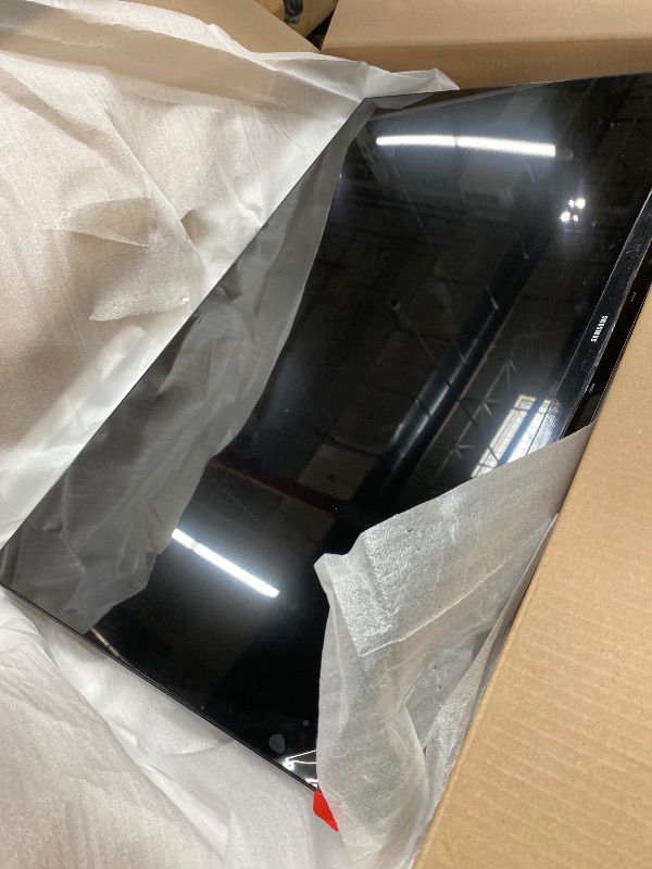 Photo 1 of ****Parts only****
Samsung 32-Inch Flat Computer Monitor, 75Hz, Borderless Display, AMD FreeSync, Game Mode, Advanced Eye Care, HDMI and DisplayPort, LS32B304NWNXGO, 2024