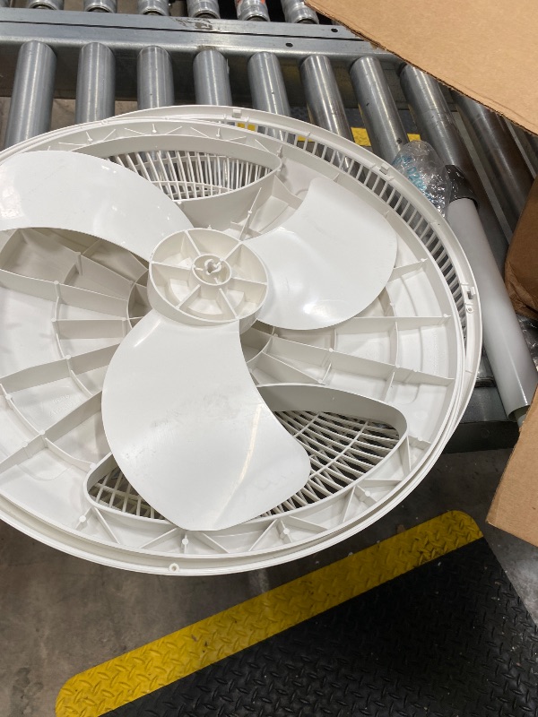 Photo 1 of ****Parts only****
Lasko Oscillating Adjustable Pedestal Stand Fan with Timer and Remote for Indoor, Bedroom, Living Room, Home Office & College Dorm Use, 16 Inch, White, 1646