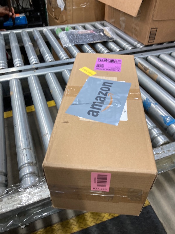 Photo 1 of * missing parts
PARTIAL  SET --- ILONPA (3 Pack) Spindle for MTD Cub Cadet Troy Bilt 618-04125A, 618-04126A, 918-04125B, 918-04126, 918-04126B, 618-04126, 918-04126A and 918-04125A Toro 112-0370 i1050 GT2100 GT2200 LX500