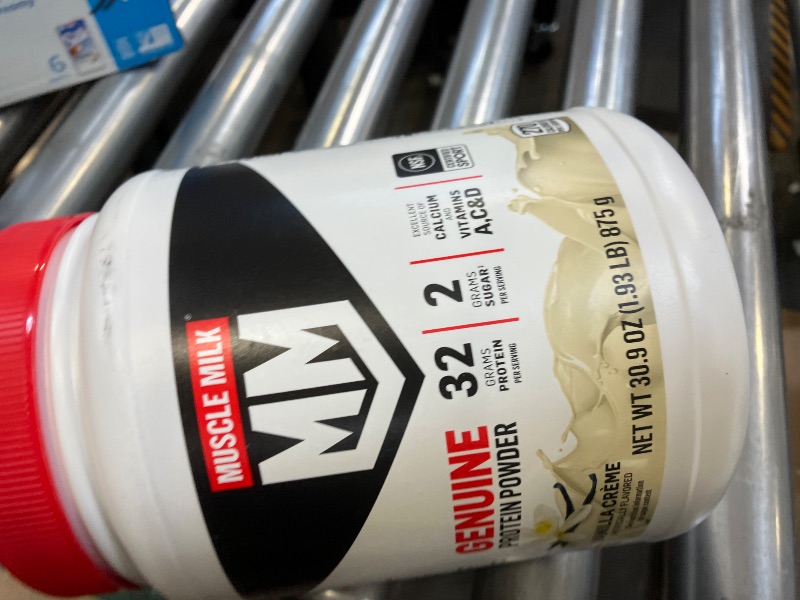 Photo 1 of Muscle Milk Lean Muscle Vanilla Creme Protein Powder, 1.93 Pound (Pack of 1)