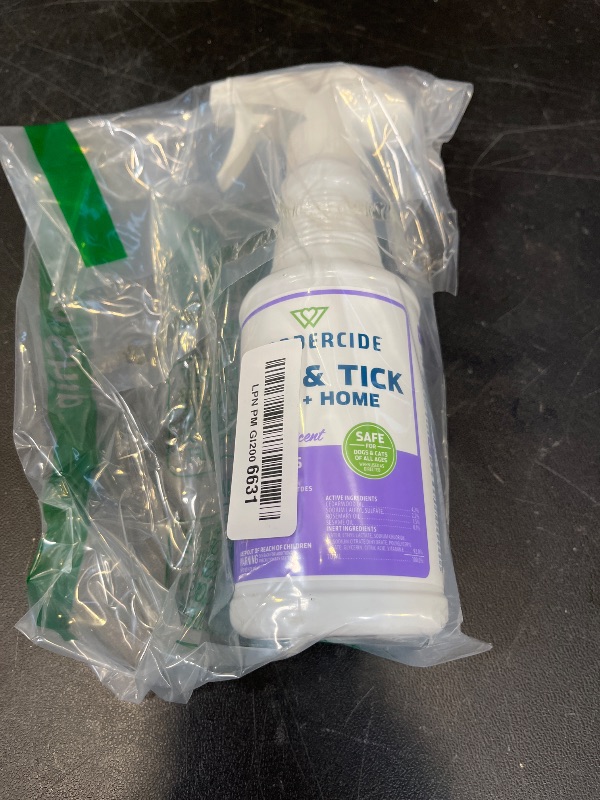 Photo 1 of Vet’s Best Indoor Flea and Tick Spray – Dog Flea and Tick Treatment for Home, Plant-Based Formula with Natural Oils, Kills Fleas, Eggs & Ticks on Contact, Made in USA, 32 oz