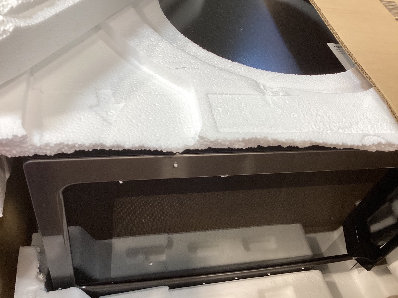 Photo 1 of FOR PARTS ONLY -TOSHIBA Countertop Microwave Oven, 1.2 Cu.Ft, 1000W, Black